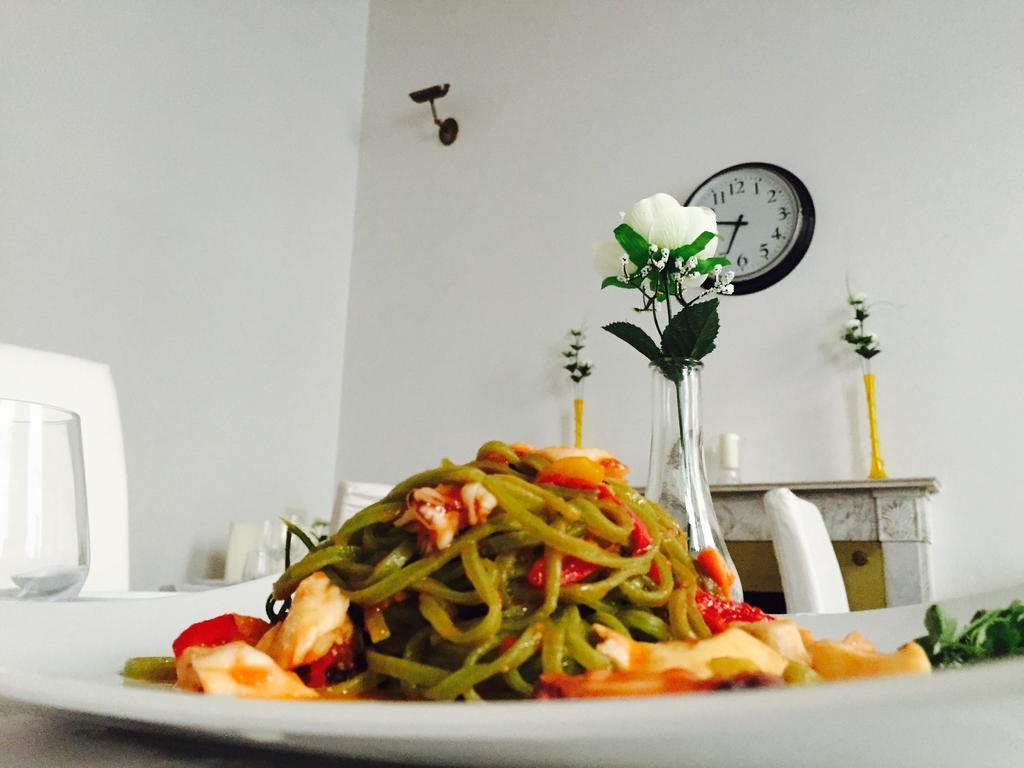 Home Restaurant Hotel Floransa Oda fotoğraf